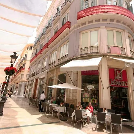 Pelayo Center * Малага